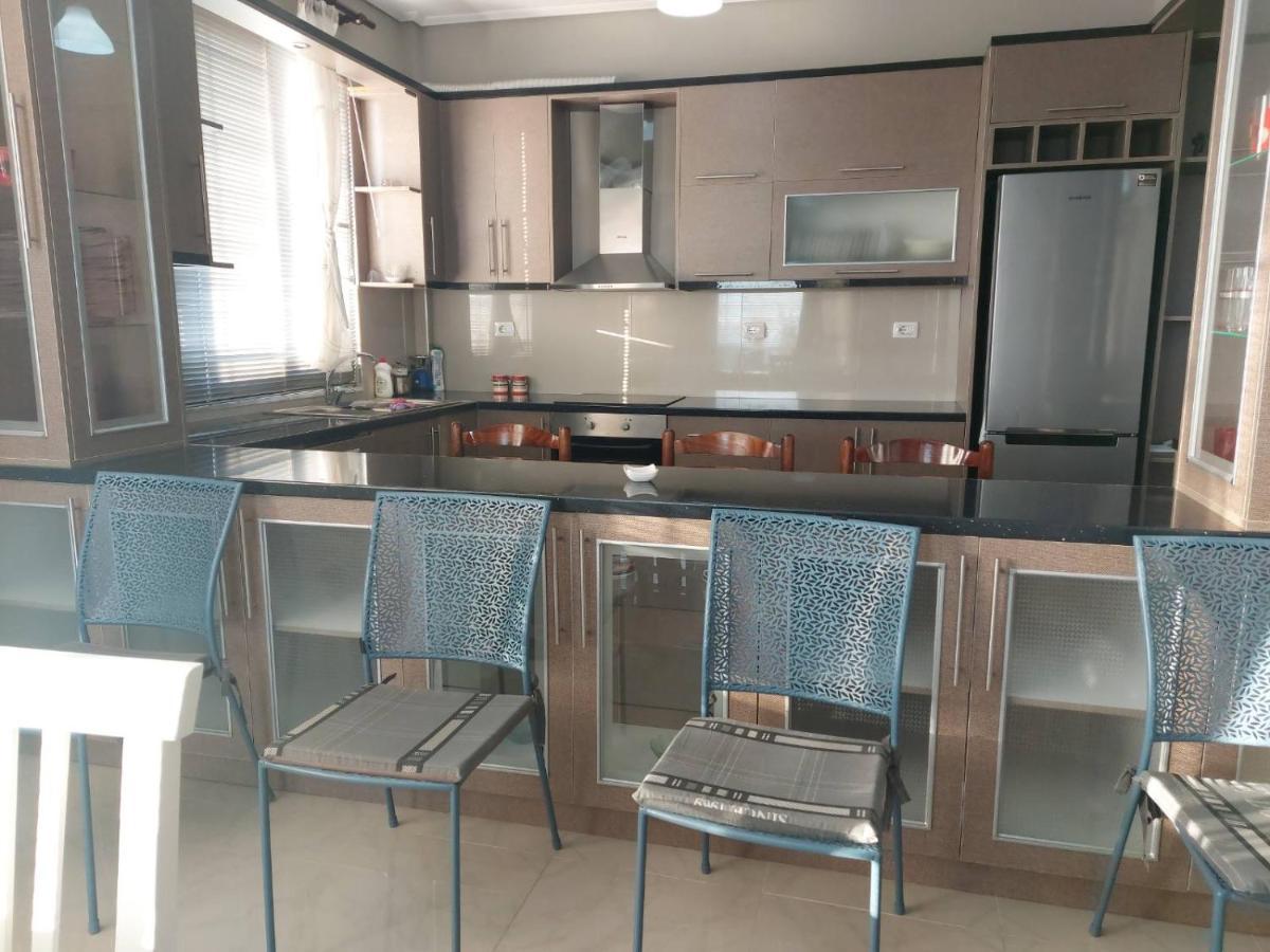 Villa Luiza Sarandë Eksteriør billede